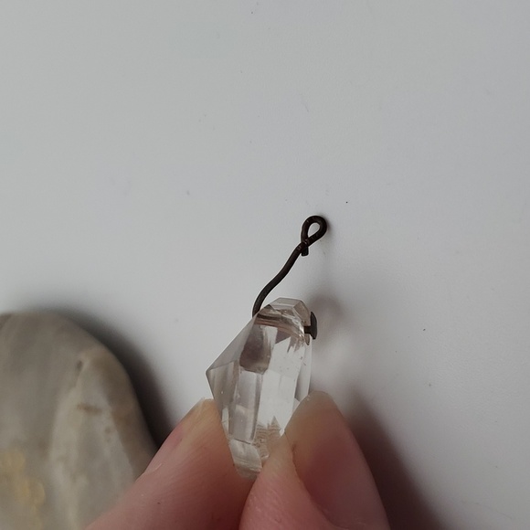 Prism clear faceted crystal‎ necklace pendant - Picture 2 of 2